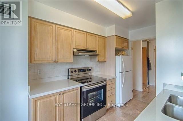 707 - 238 Doris Avenue, Toronto, Ontario  M2N 6W1 - Photo 10 - C12198242