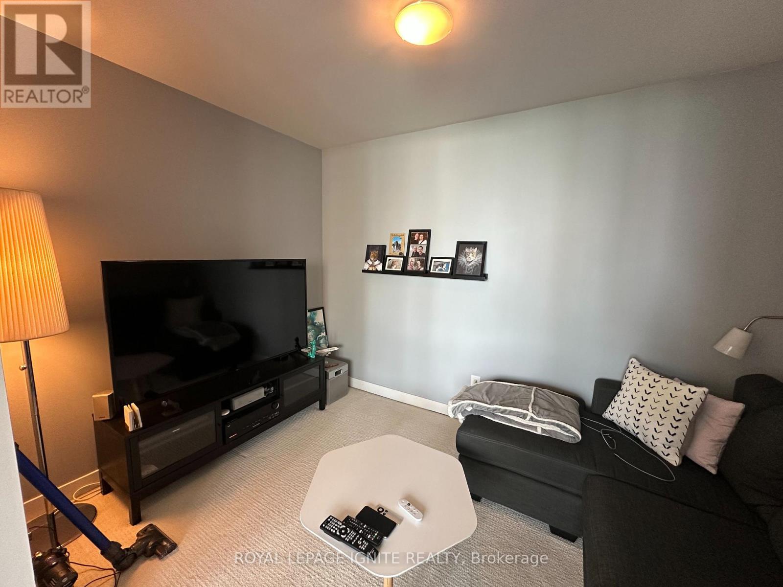 1809 - 110 Charles Street E, Toronto, Ontario  M4Y 1T5 - Photo 24 - C12198356