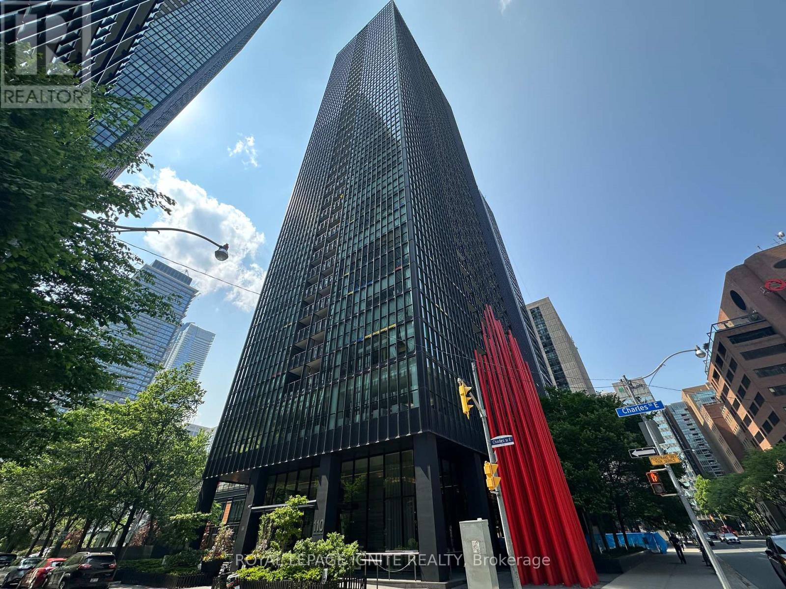 1809 - 110 Charles Street E, Toronto, Ontario  M4Y 1T5 - Photo 3 - C12198356