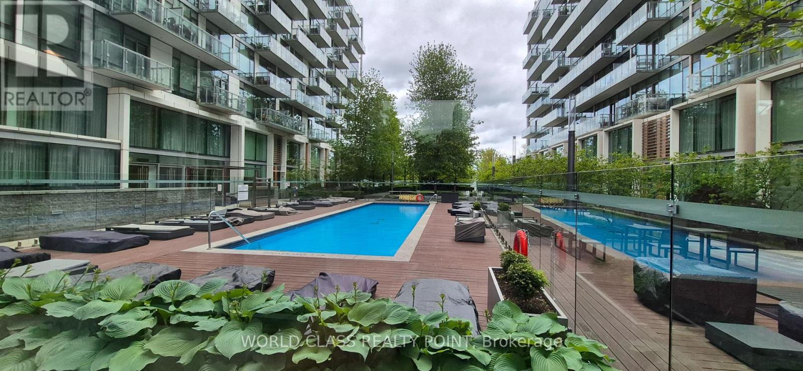 102 - 39 Queens Quay E, Toronto, Ontario  M5E 0A5 - Photo 19 - C12198409