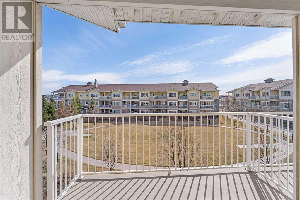 Property at 1308, 4 Kingsland Close SE image 5
