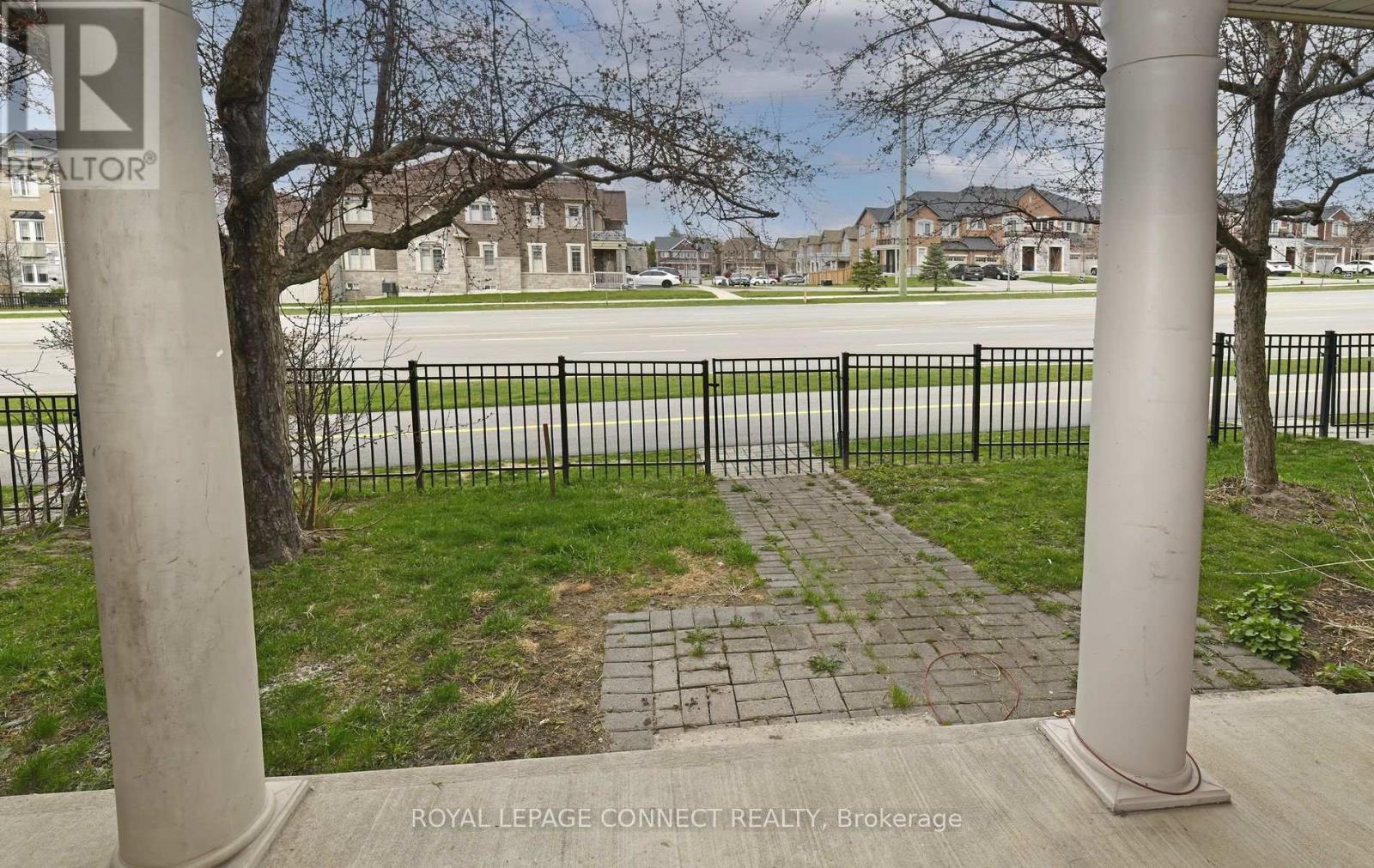 85 Sprucedale Way, Whitby, Ontario  L1N 9T9 - Photo 35 - E12198204