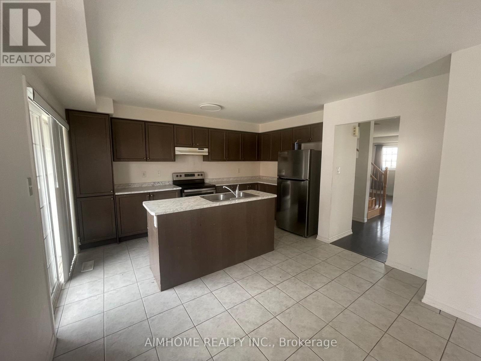 92 Ainley Road, Ajax, Ontario  L1Z 0S9 - Photo 3 - E12198277