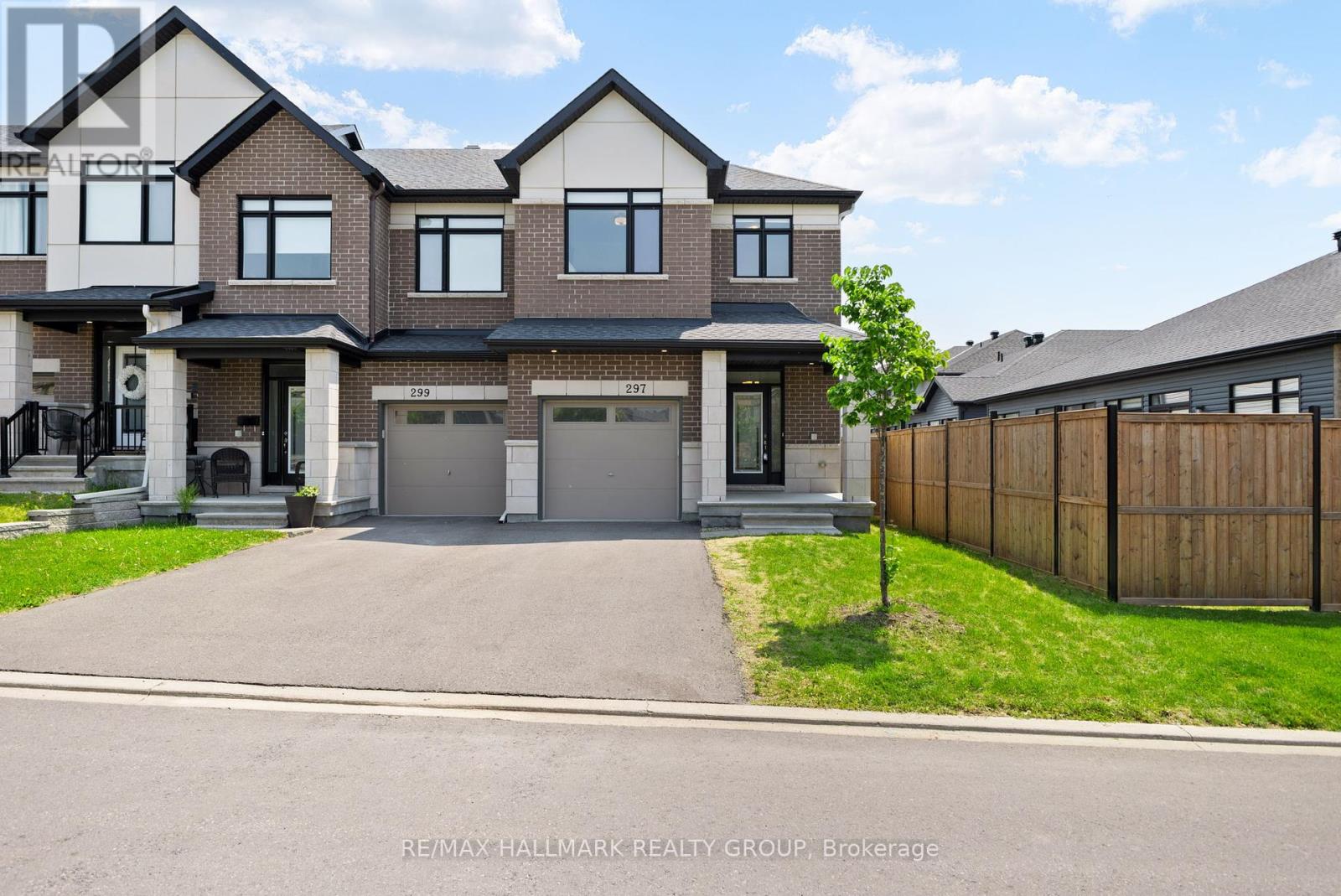 297 BROADRIDGE CRESCENT, Ottawa, Ontario