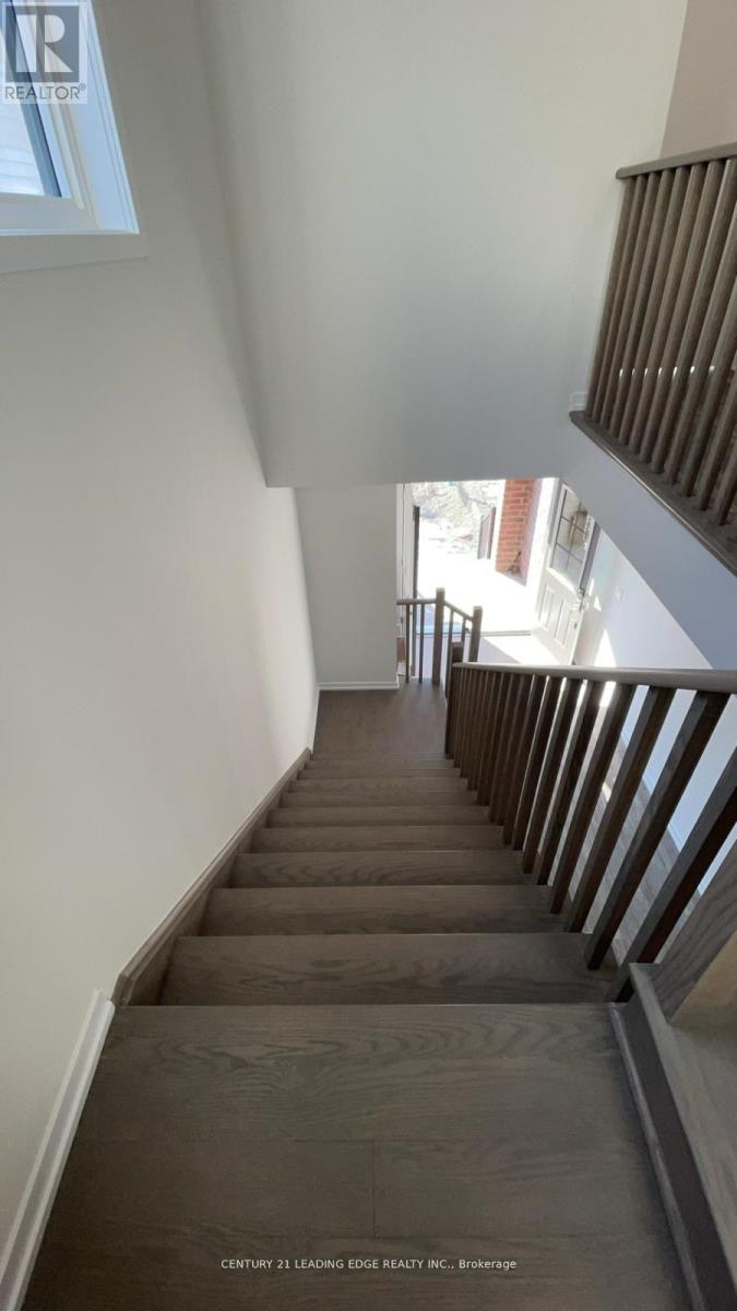 1368 Canfield Street, Oshawa, Ontario  L1H 8L7 - Photo 10 - E12198401