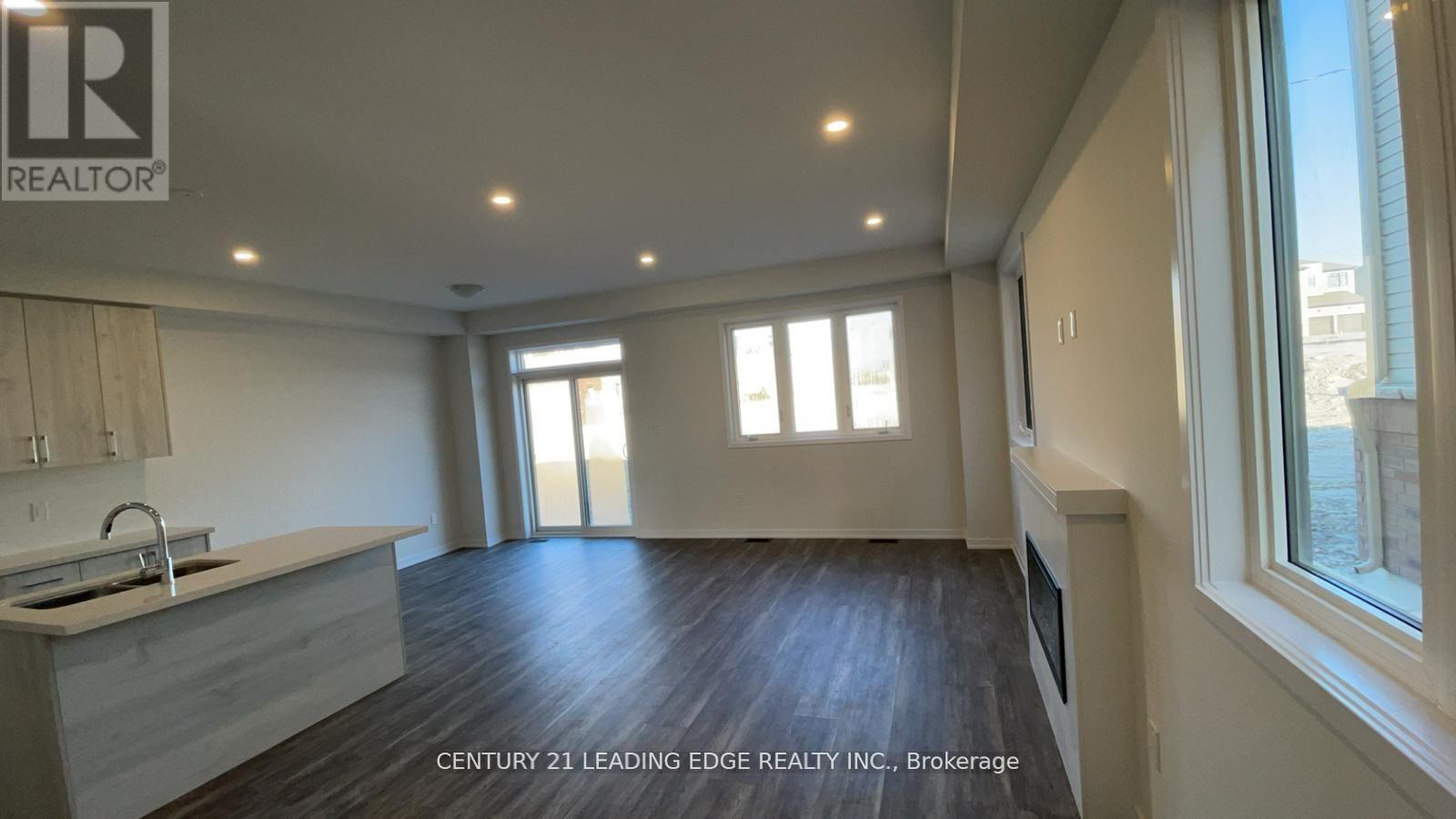 1368 Canfield Street, Oshawa, Ontario  L1H 8L7 - Photo 3 - E12198401