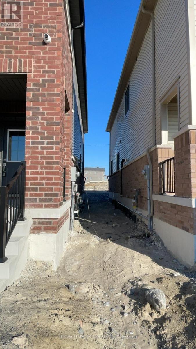 1368 Canfield Street, Oshawa, Ontario  L1H 8L7 - Photo 32 - E12198401