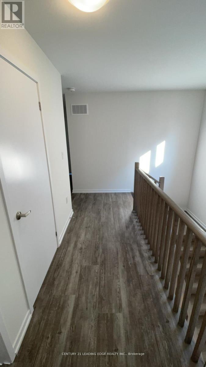 1368 Canfield Street, Oshawa, Ontario  L1H 8L7 - Photo 8 - E12198401