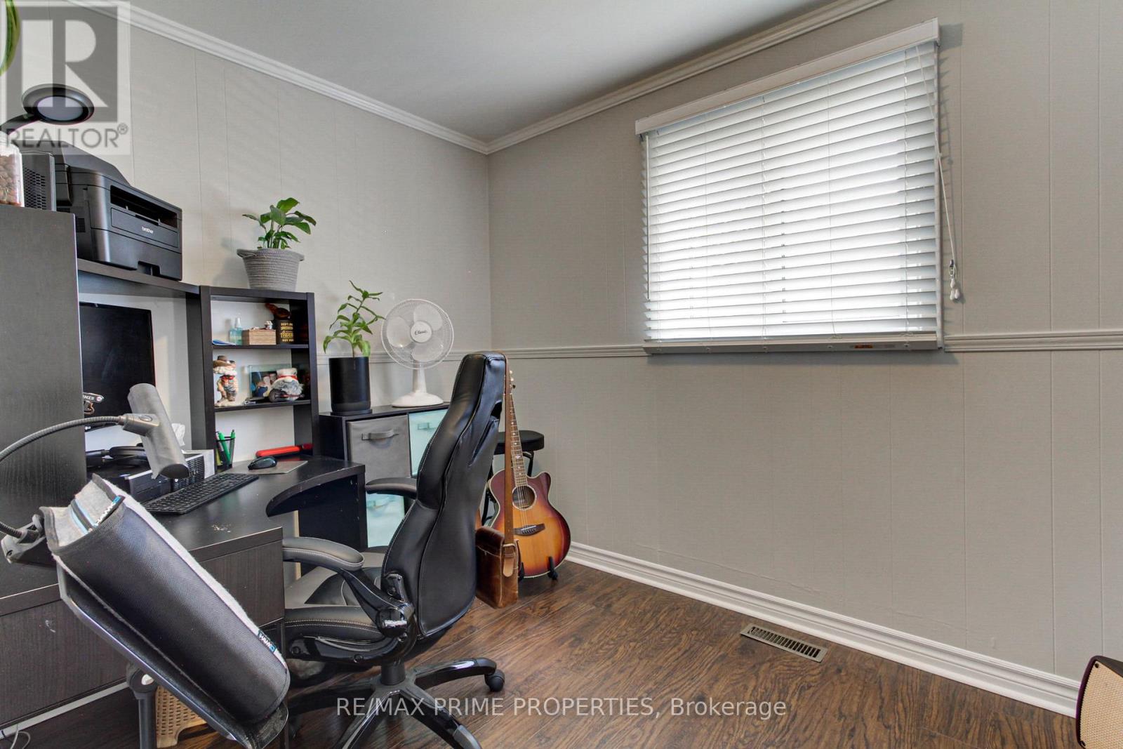 274 Parkway Avenue, Georgina, Ontario  L4P 2V9 - Photo 15 - N12198253