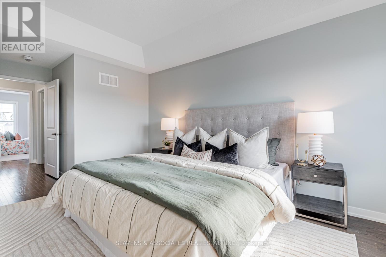 10610 Bathurst Street, Vaughan, Ontario  L6A 4Y4 - Photo 9 - N12198314