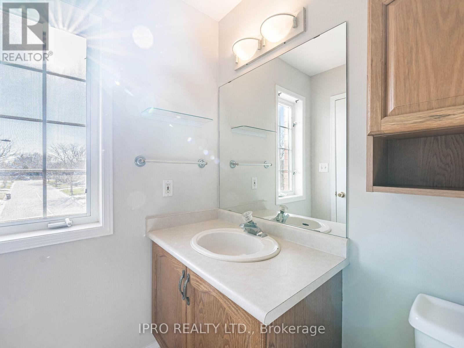 5 Reynolds Avenue, New Tecumseth, Ontario  L0G 1A0 - Photo 26 - N12198385
