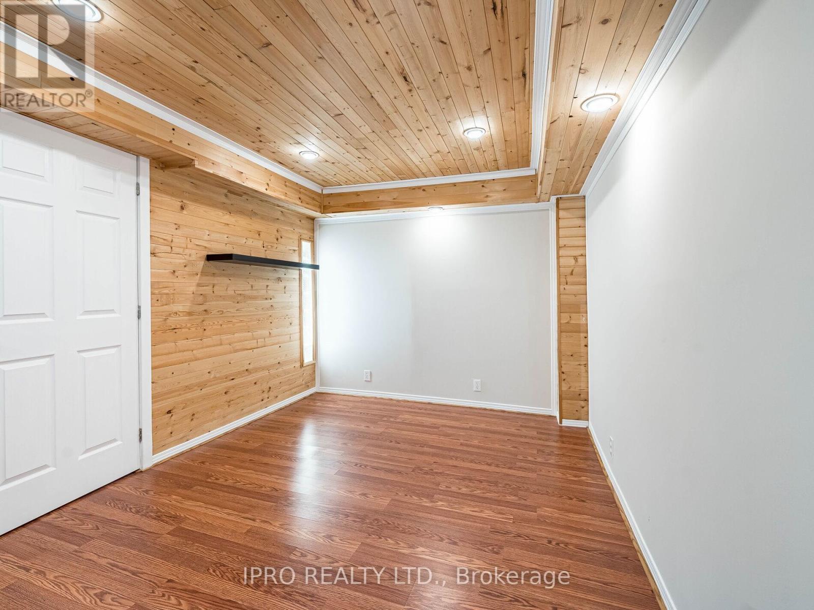 5 Reynolds Avenue, New Tecumseth, Ontario  L0G 1A0 - Photo 41 - N12198385