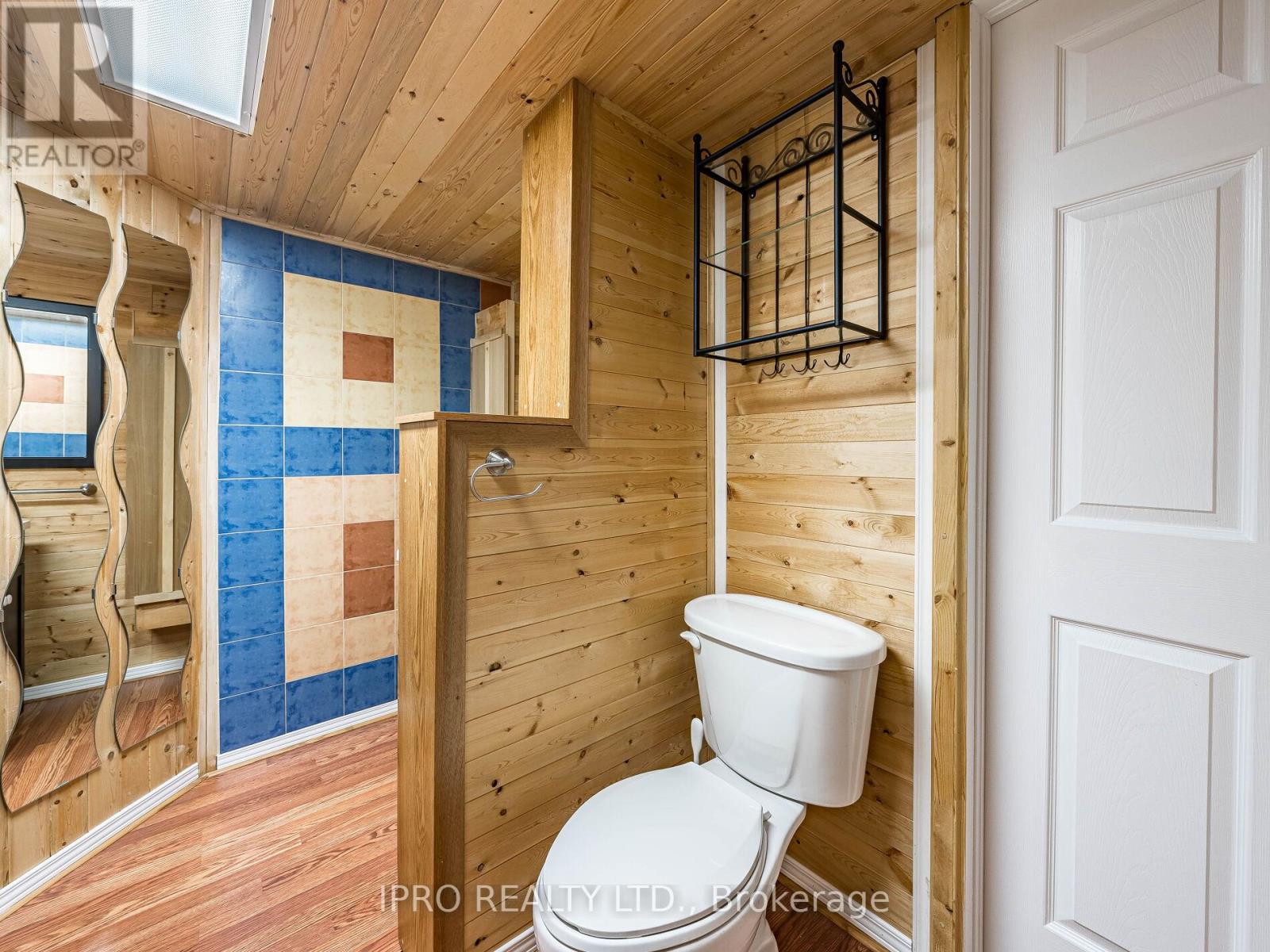 5 Reynolds Avenue, New Tecumseth, Ontario  L0G 1A0 - Photo 44 - N12198385