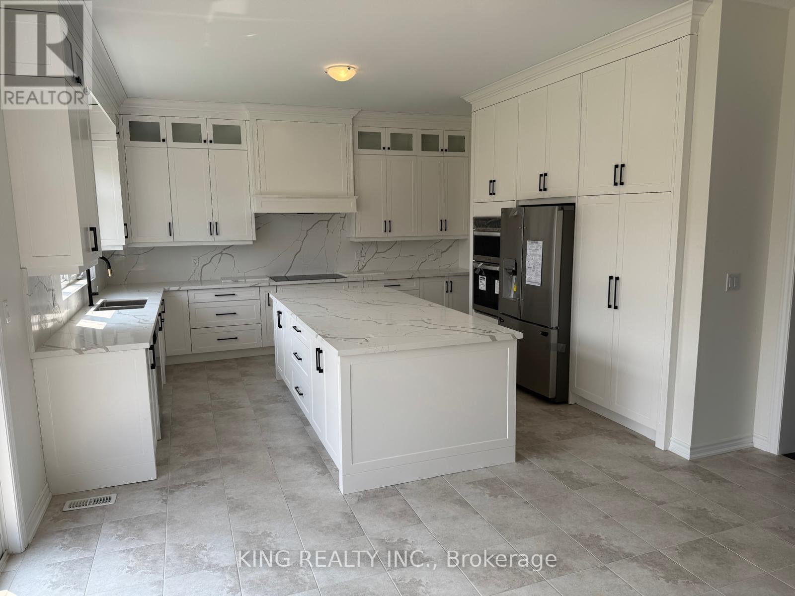 1629 Corsal Court, Innisfil, Ontario  L9S 0P8 - Photo 5 - N12198388