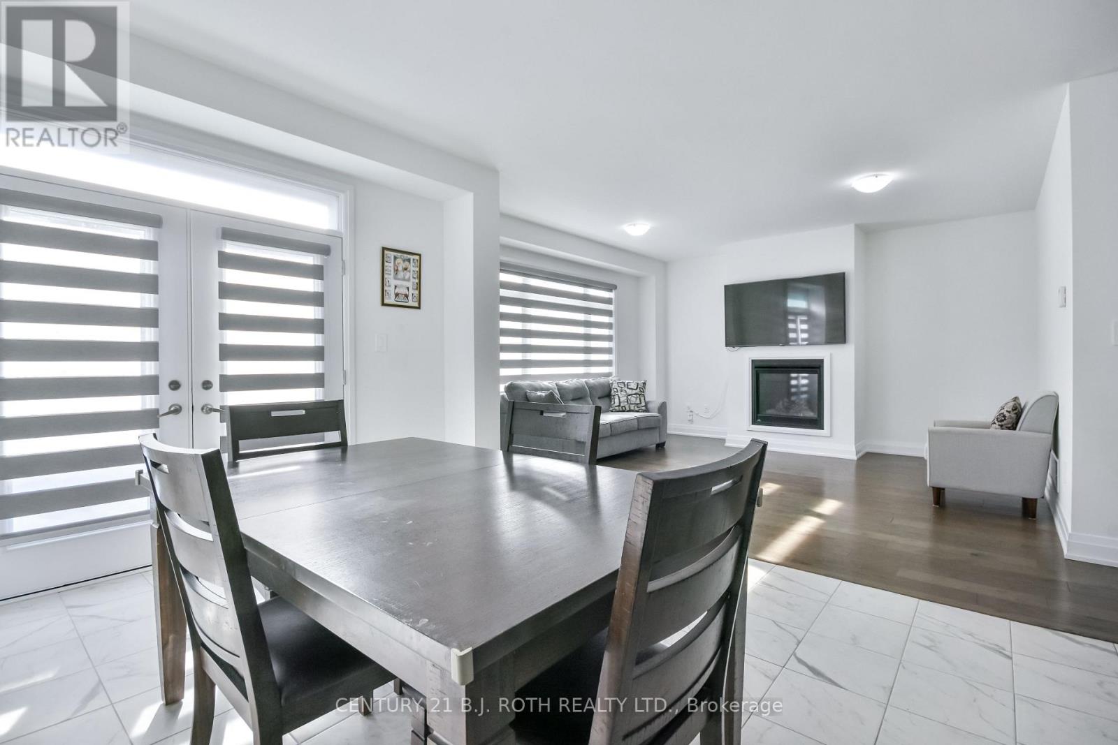130 Franklin Trail, Barrie (Holly), Ontario  L9J 0J2 - Photo 13 - S12198221