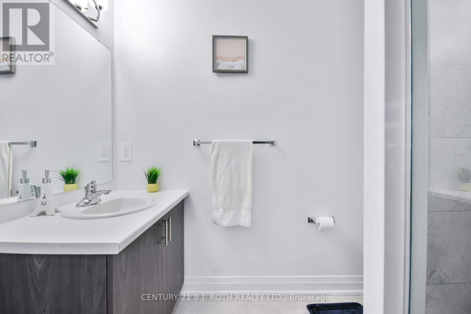 130 Franklin Trail, Barrie (Holly), Ontario  L9J 0J2 - Photo 21 - S12198221