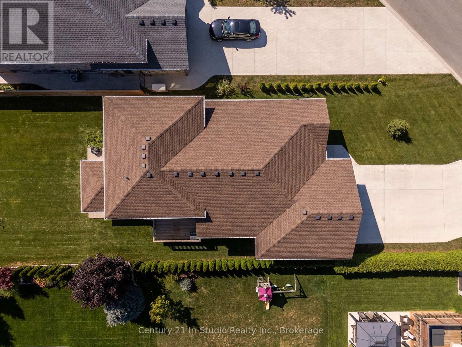 439 Ridge Street, Saugeen Shores, Ontario  N0H 2C1 - Photo 5 - X12198580