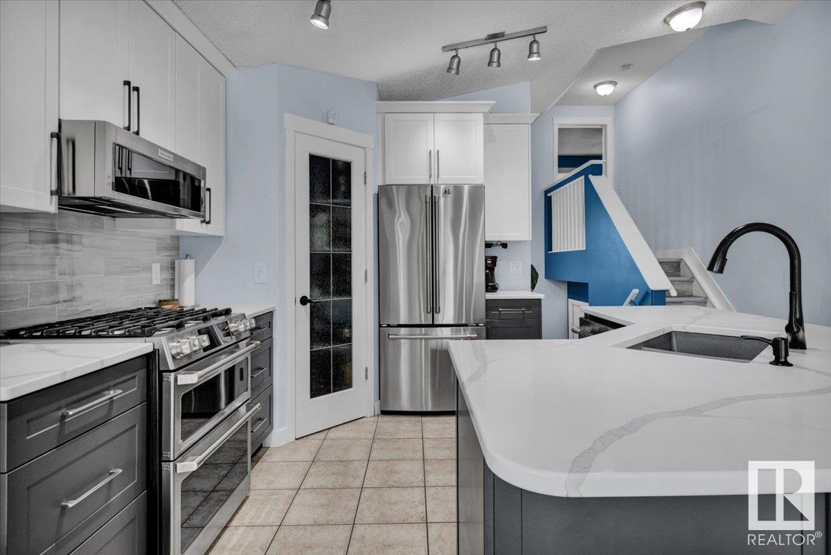 7739 7a Av Sw, Edmonton, Alberta  T6X 0A2 - Photo 11 - E4440475