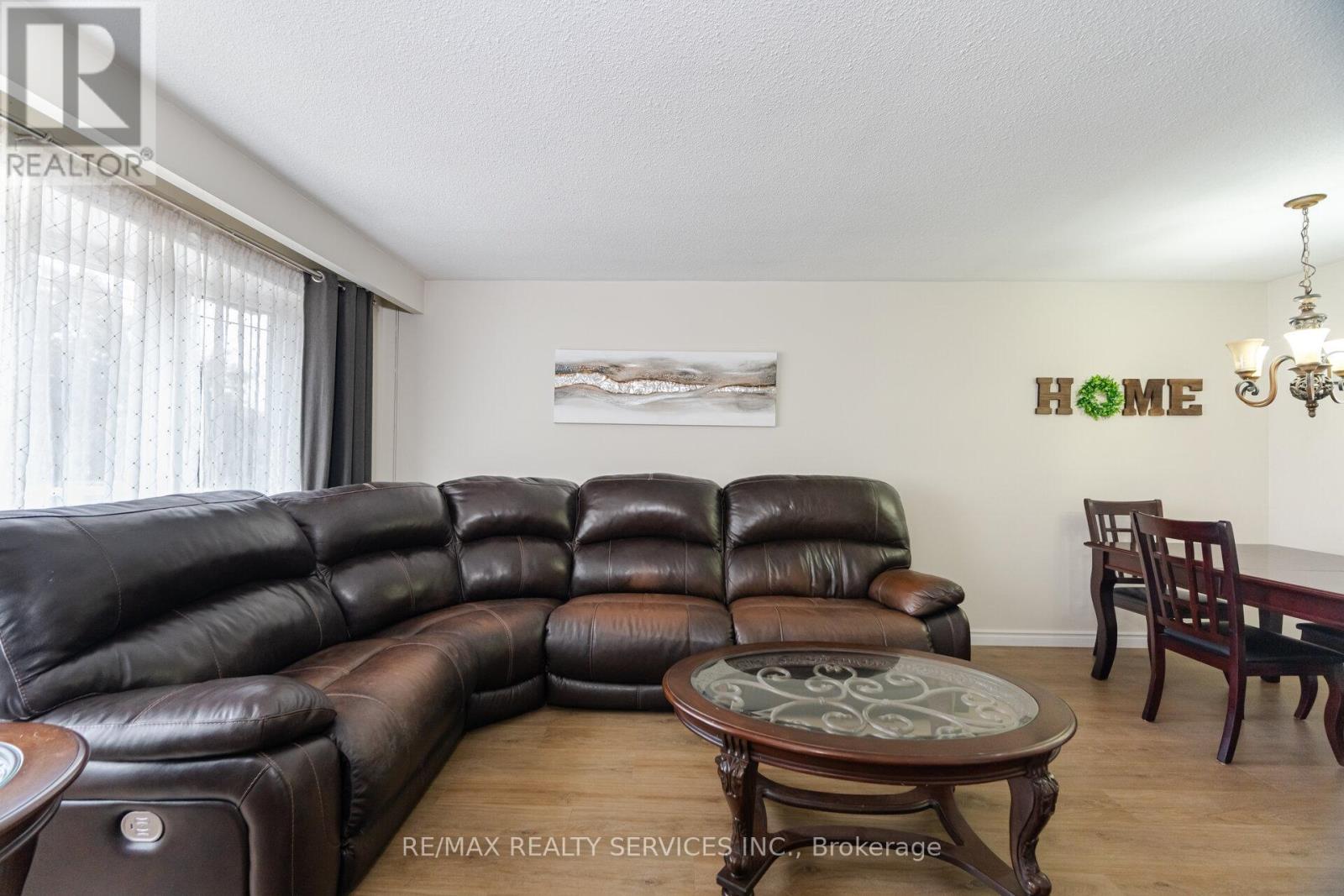 10 Gatewood Drive, Brampton, Ontario  L6S 1Y9 - Photo 10 - W12198211