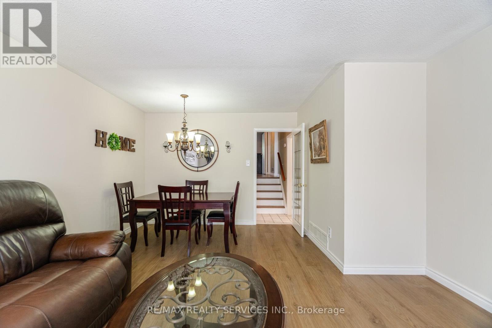 10 Gatewood Drive, Brampton, Ontario  L6S 1Y9 - Photo 11 - W12198211
