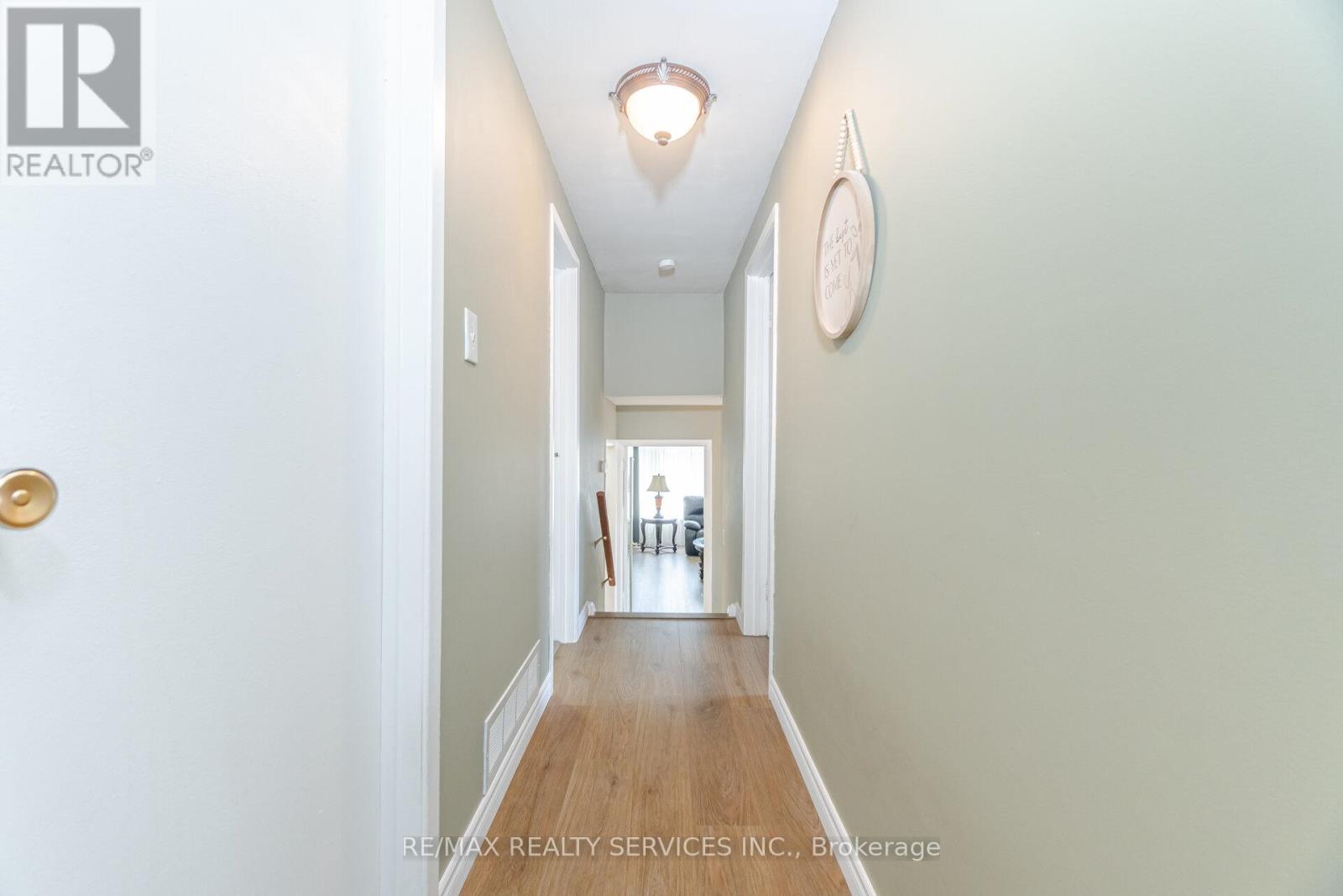 10 Gatewood Drive, Brampton, Ontario  L6S 1Y9 - Photo 22 - W12198211