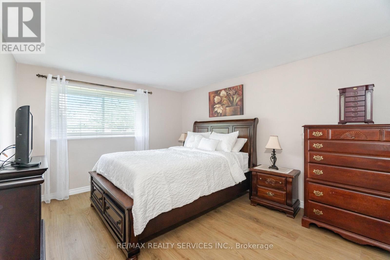 10 Gatewood Drive, Brampton, Ontario  L6S 1Y9 - Photo 23 - W12198211