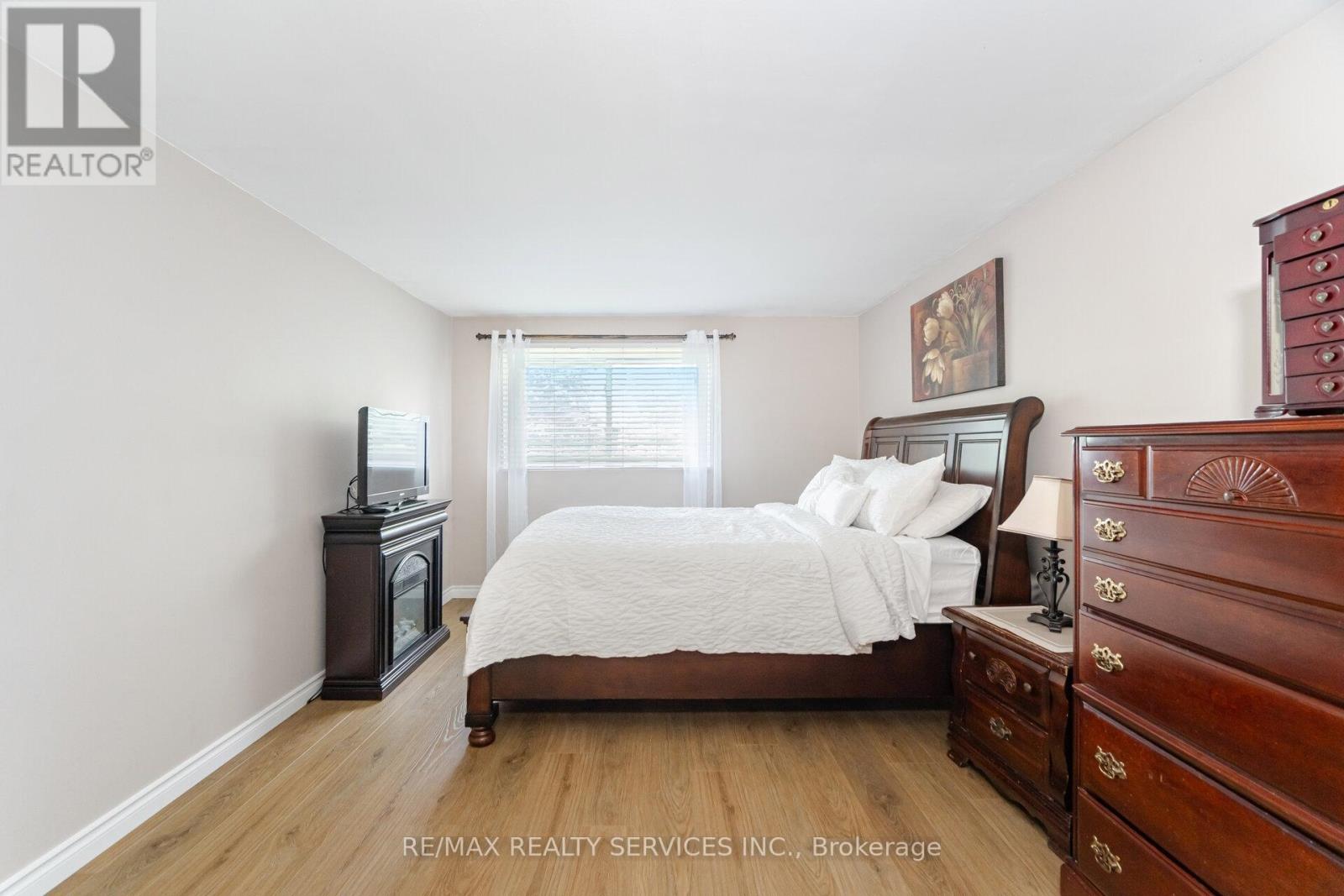 10 Gatewood Drive, Brampton, Ontario  L6S 1Y9 - Photo 24 - W12198211