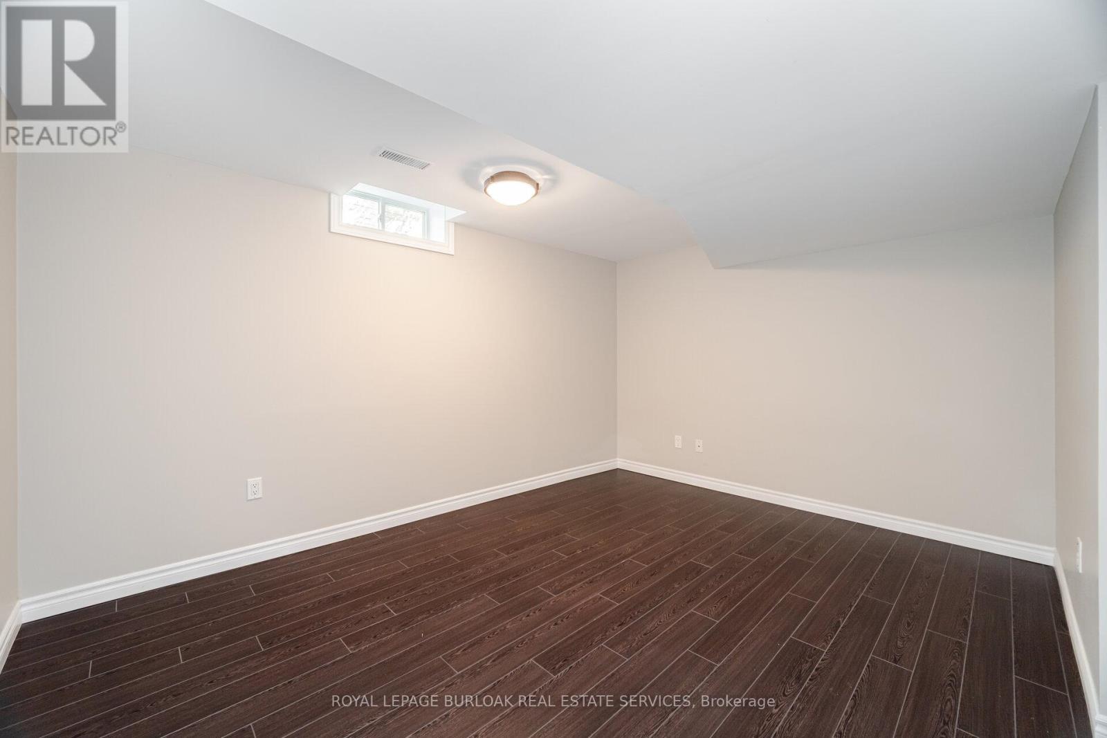 323 Northwood Drive, Oakville, Ontario  L6M 1M8 - Photo 42 - W12198297