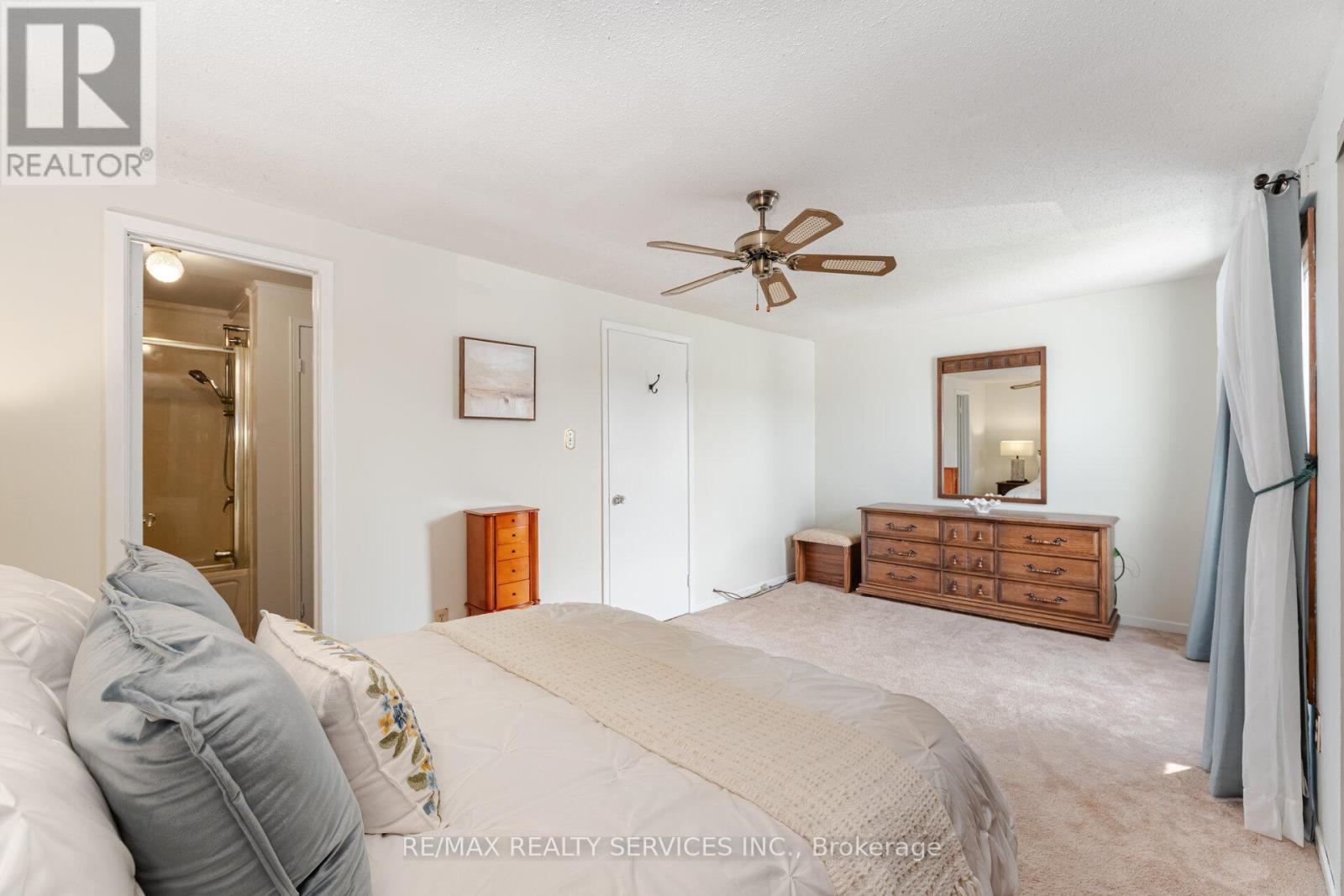 170 Royal Salisbury Way, Brampton (Madoc), Ontario  L6V 3J9 - Photo 12 - W12198311