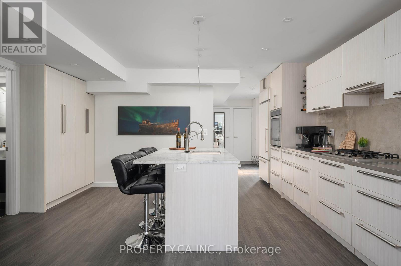 16 Fredrick Mowat Lane, Toronto (York University Heights), Ontario  M3J 3C5 - Photo 33 - W12198337