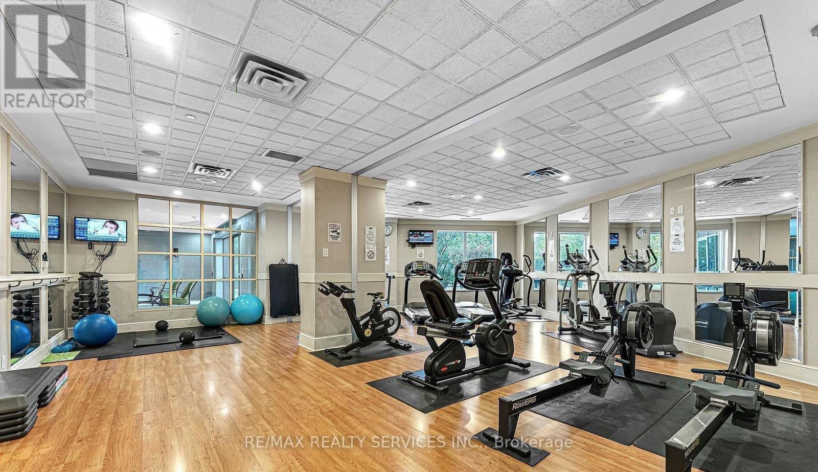 1027 - 700 Humberwood Boulevard, Toronto, Ontario  M9W 7J4 - Photo 33 - W12198442