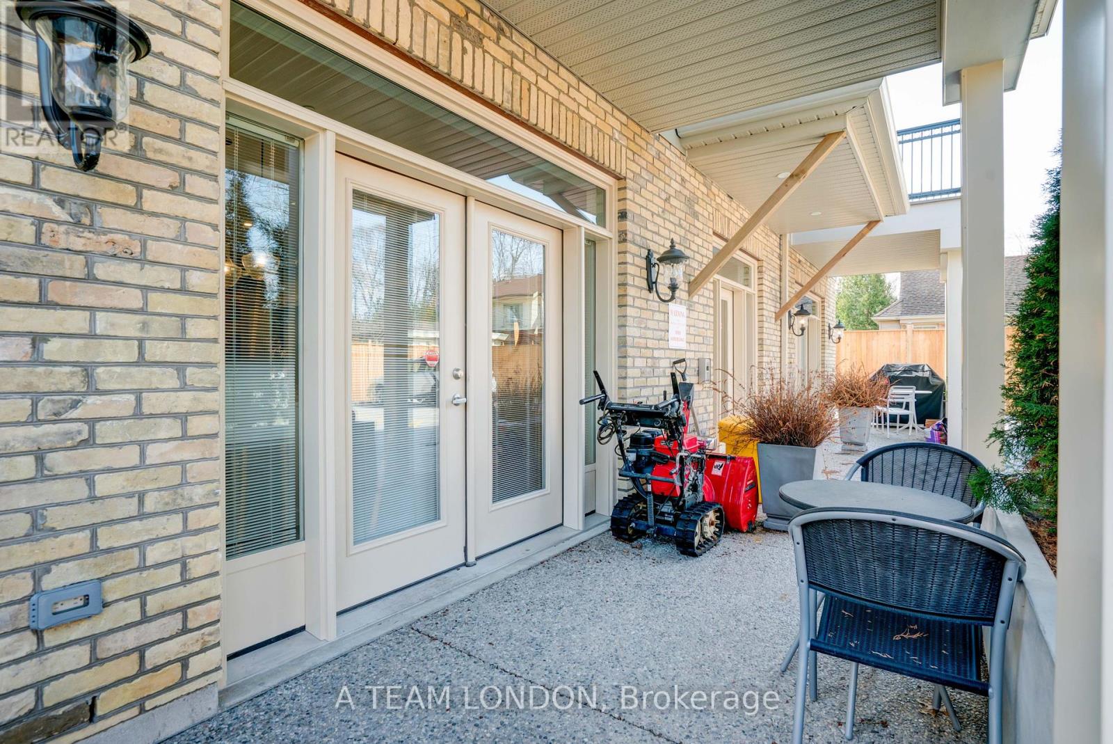 3 - 213 Wortley Road, London South, Ontario  N6C 3P8 - Photo 11 - X12198576