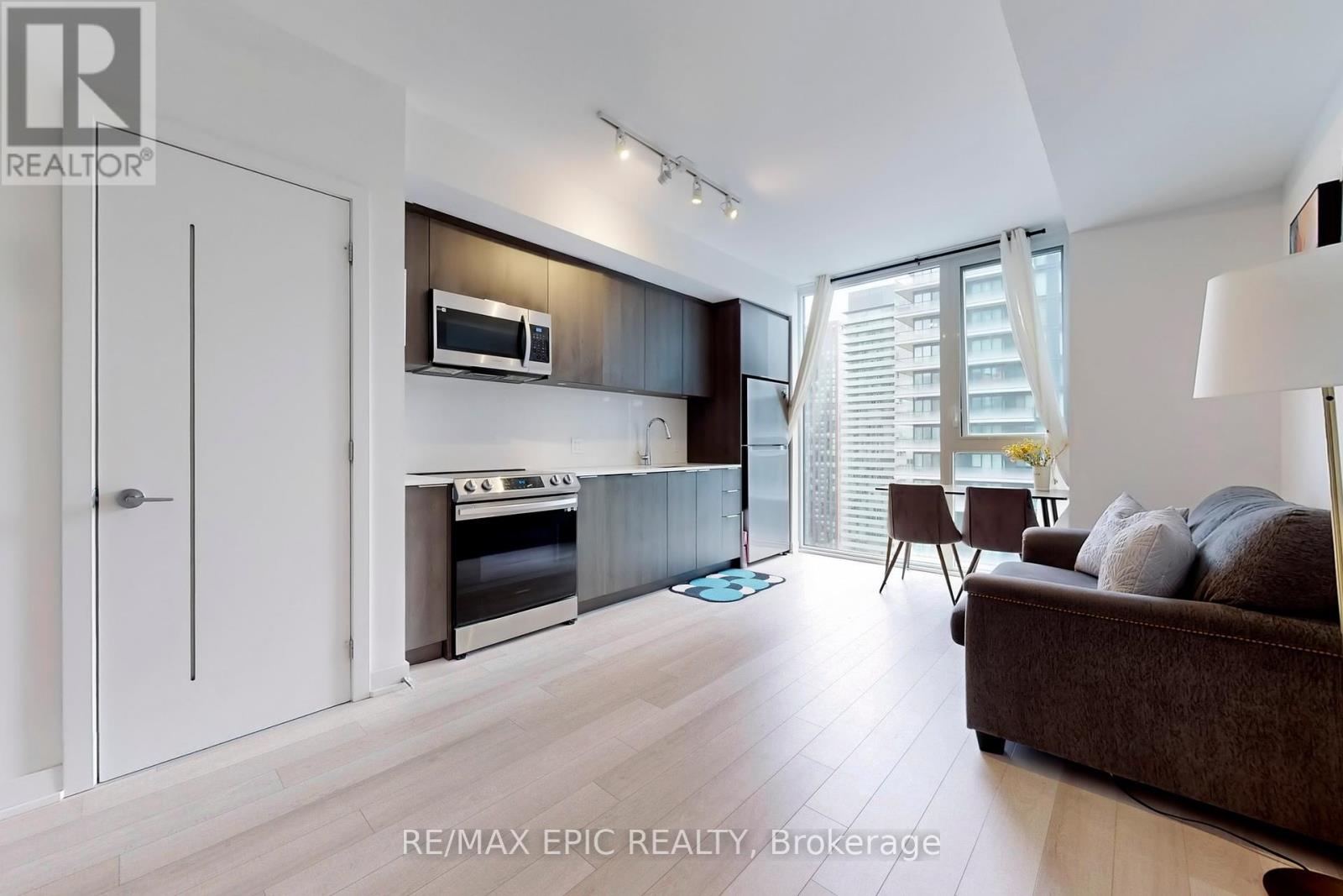 2906 - 357 King Street W, Toronto, Ontario  M5V 0S7 - Photo 7 - C12198473