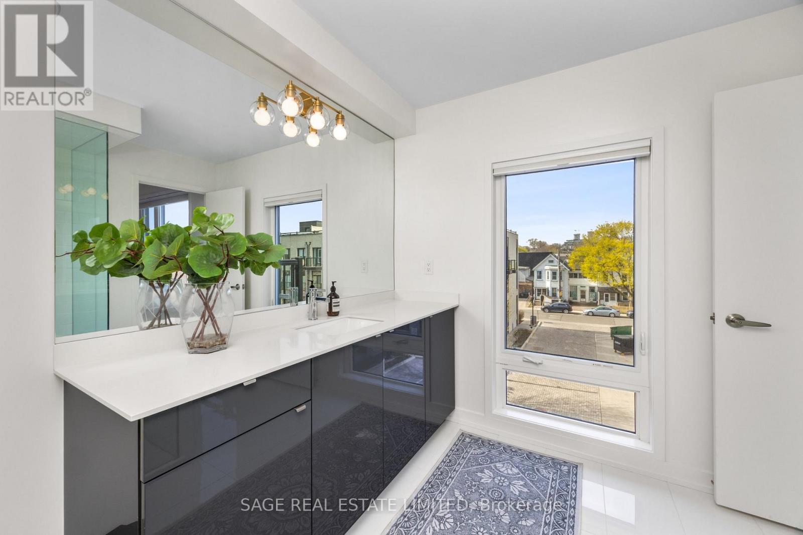 Th4 - 39 Florence Street, Toronto, Ontario  M6K 0C5 - Photo 26 - C12198496