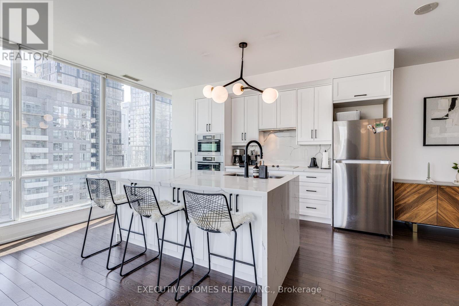 2912 - 80 John Street, Toronto, Ontario  M5V 3X4 - Photo 4 - C12198501