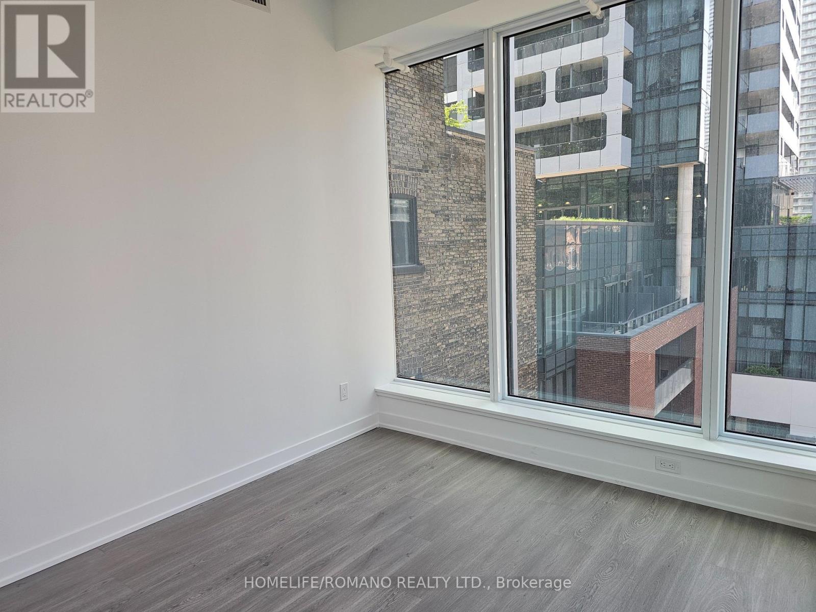 605 - 8 Wellesley Street W, Toronto, Ontario  M4Y 0J5 - Photo 9 - C12198519