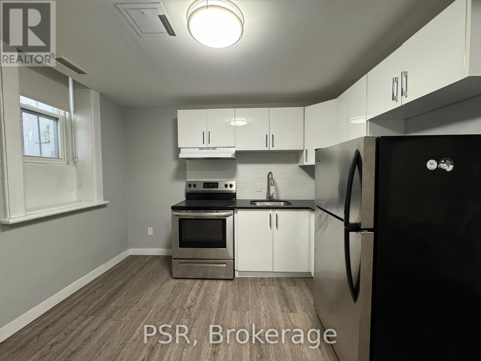 1 - 205 Gerrard Street E, Toronto, Ontario  M5A 2E7 - Photo 2 - C12198541