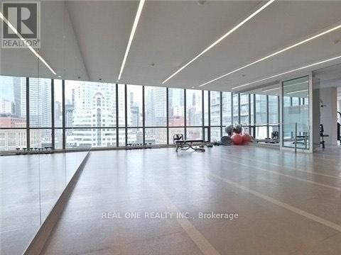 2702 - 8 Charlotte Street, Toronto, Ontario  M5V 1L5 - Photo 12 - C12198547