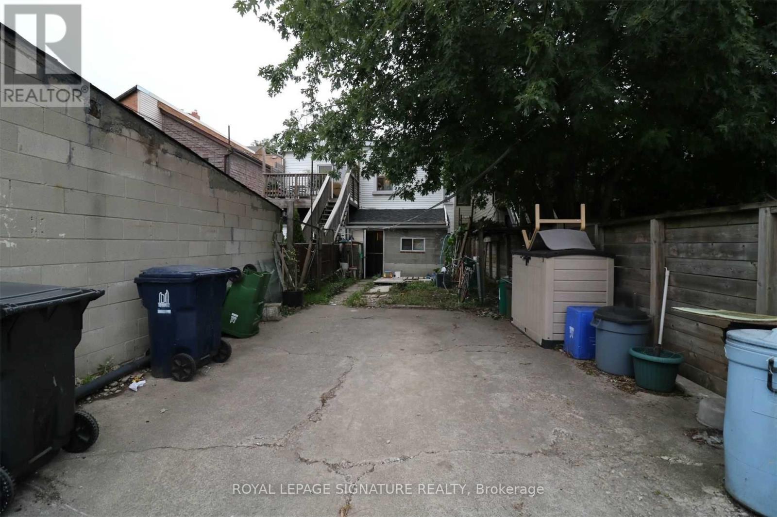 Bsmt - 210 Shaw Street, Toronto, Ontario  M6J 2W8 - Photo 11 - C12198551