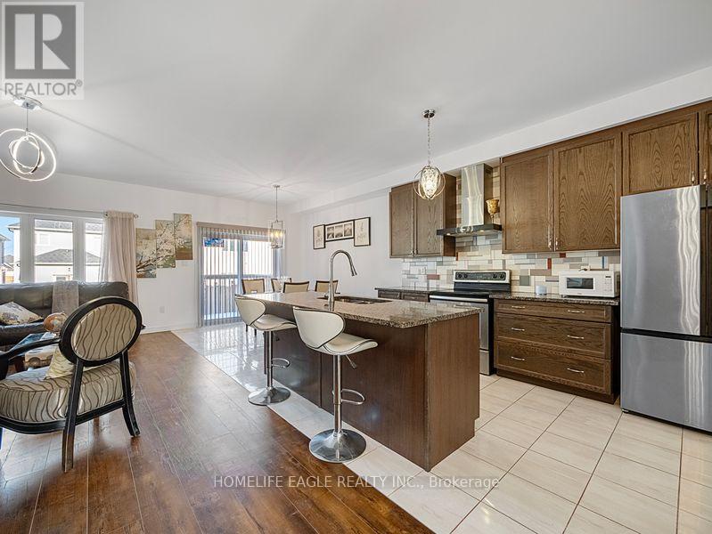 Property at 161 CLARK STREET image 3