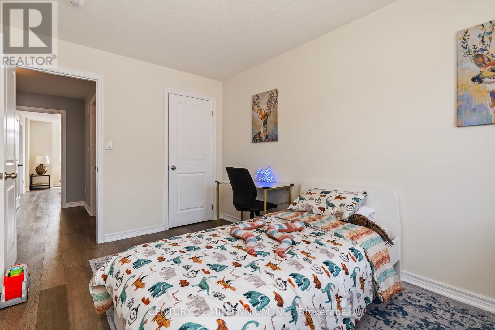 19 Arietta Lane, Hamilton (Stoney Creek), Ontario  L8E 0K7 - Photo 24 - X12198365