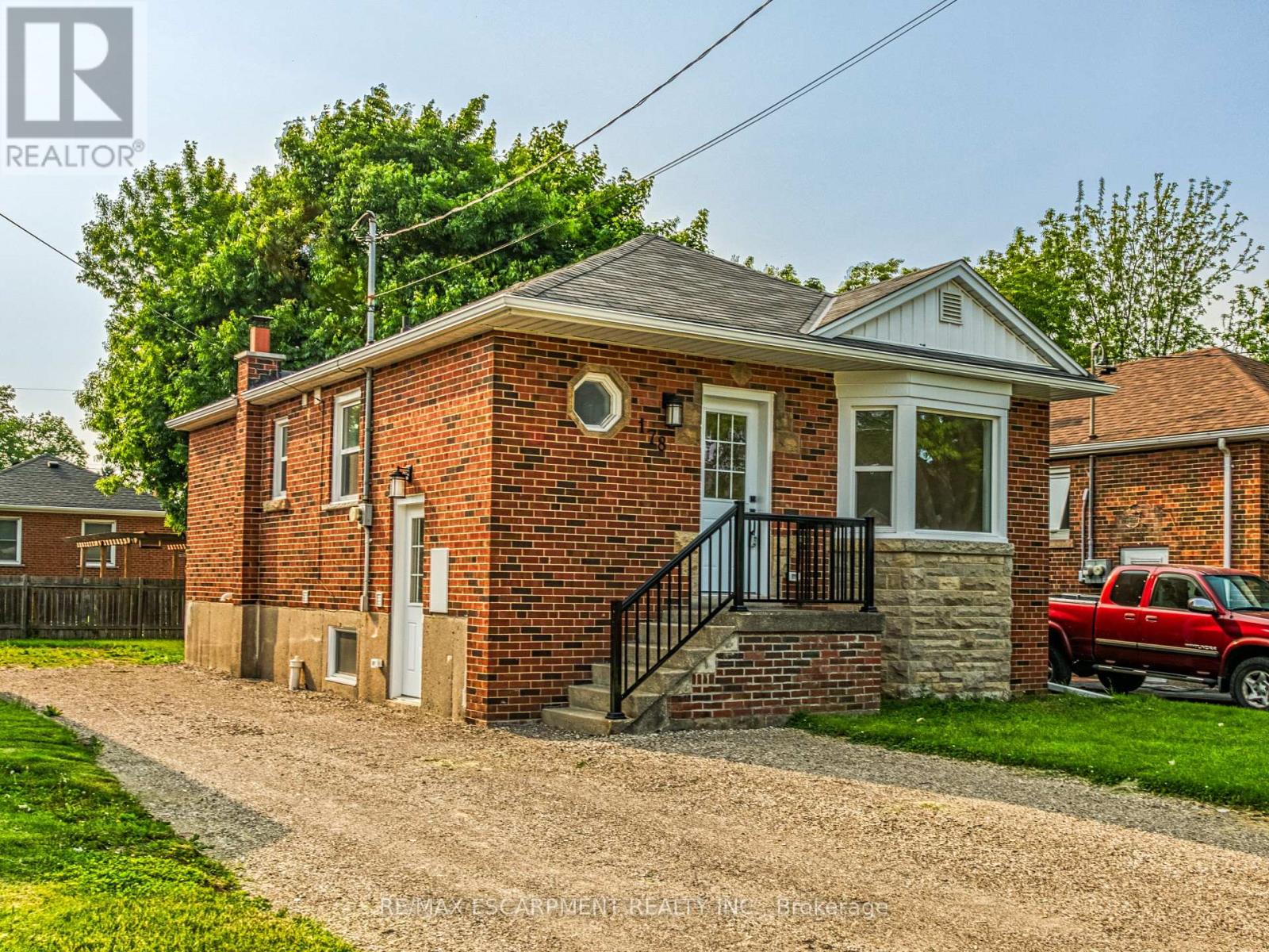 178 East 34th Street, Hamilton (Raleigh), Ontario  L8V 3W6 - Photo 1 - X12198410