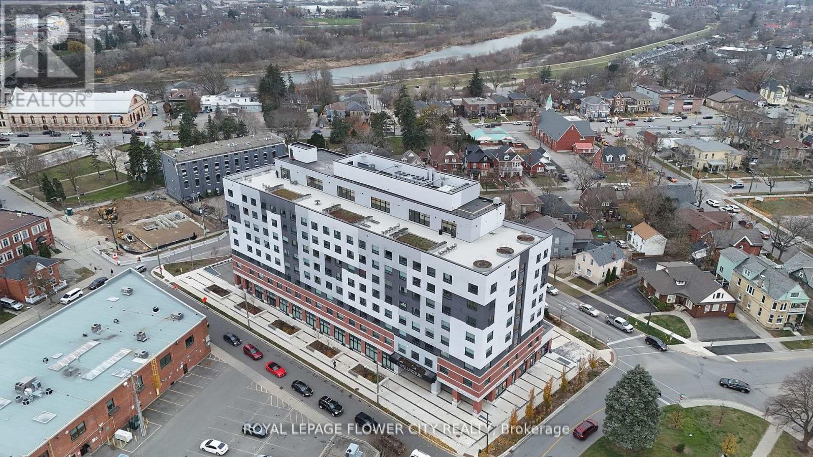 719 - 1 WELLINGTON STREET, Brant, Ontario