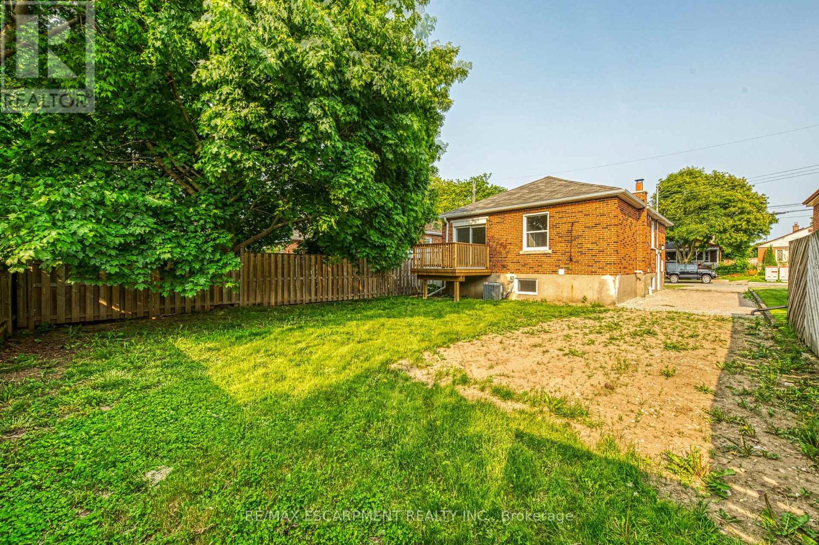 178 East 34th Street, Hamilton, Ontario  L8V 3W6 - Photo 38 - X12198429
