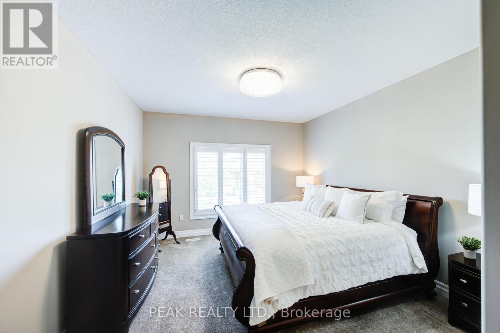 8 Loganville Lane, Wilmot, Ontario  N3A 0G2 - Photo 19 - X12198445