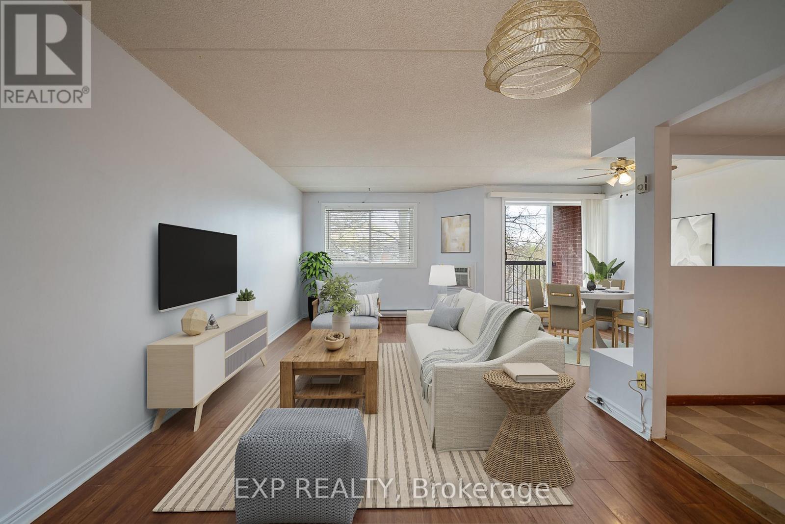 302 - 144 Queen Street, Clarington, Ontario  L1C 1M9 - Photo 2 - E12198677