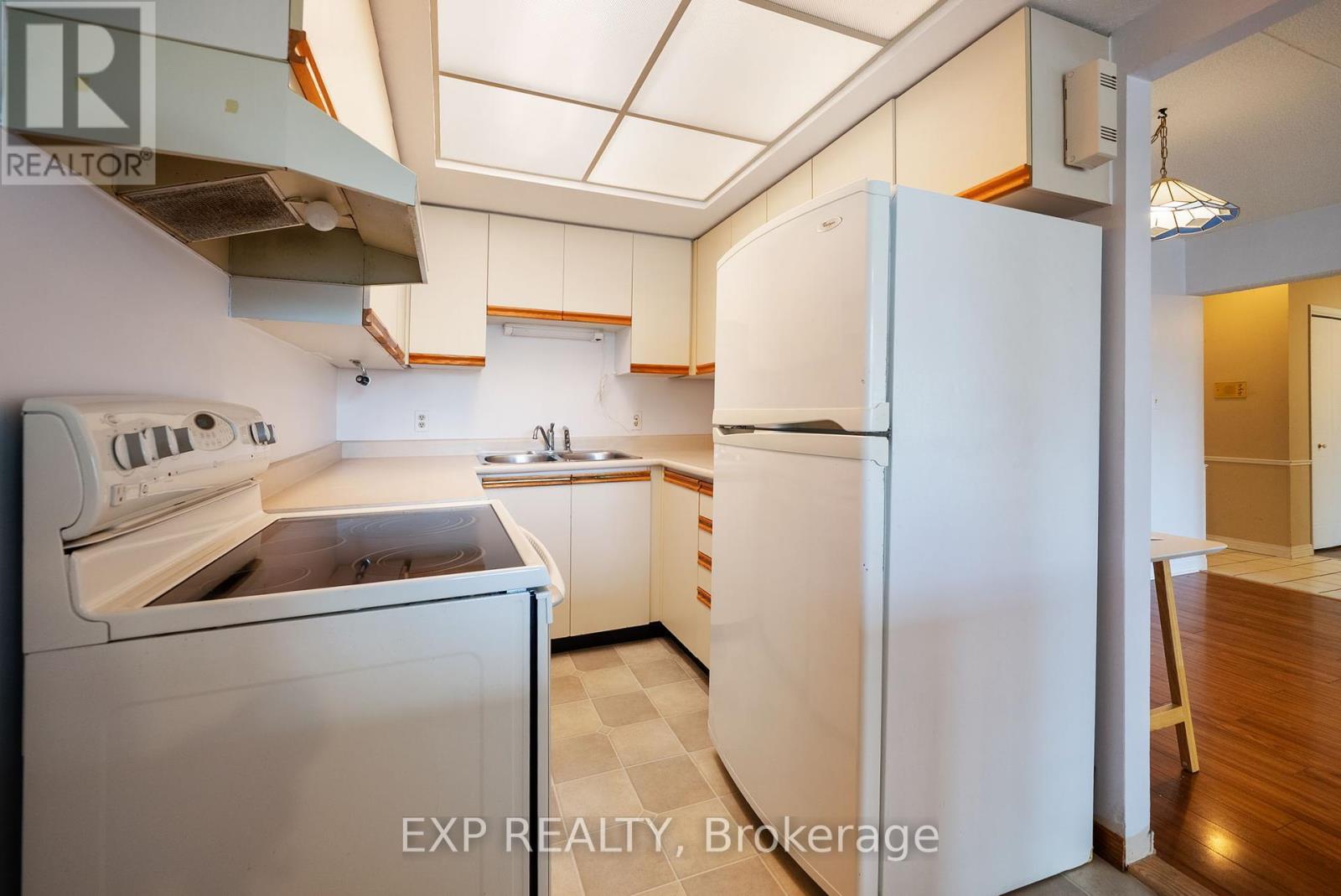 302 - 144 Queen Street, Clarington, Ontario  L1C 1M9 - Photo 6 - E12198677