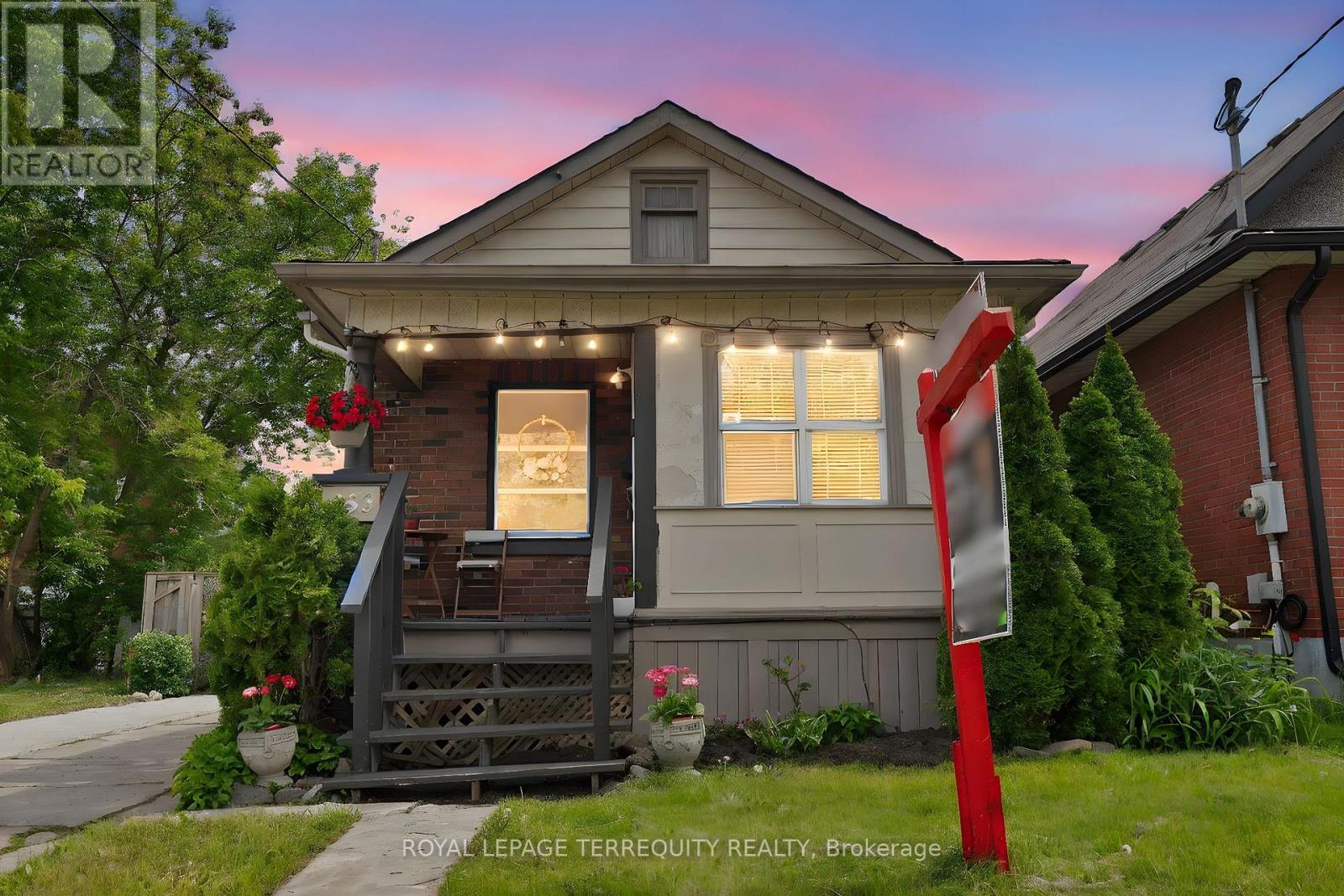 253 Olive Avenue, Oshawa, Ontario  L1H 2P4 - Photo 3 - E12198474