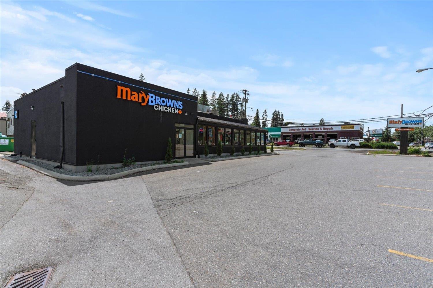 32260 South Fraser Way, Abbotsford, British Columbia  V2T 1W9 - Photo 2 - C8069752