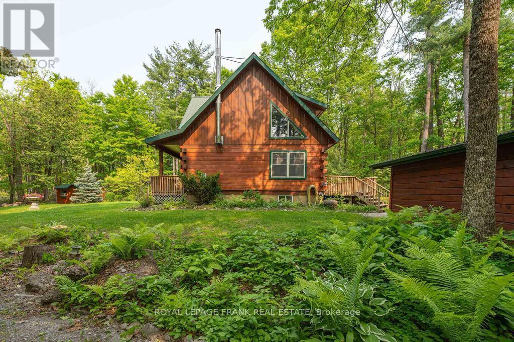 Property at 120 SUGARBUSH CRESCENT image 4